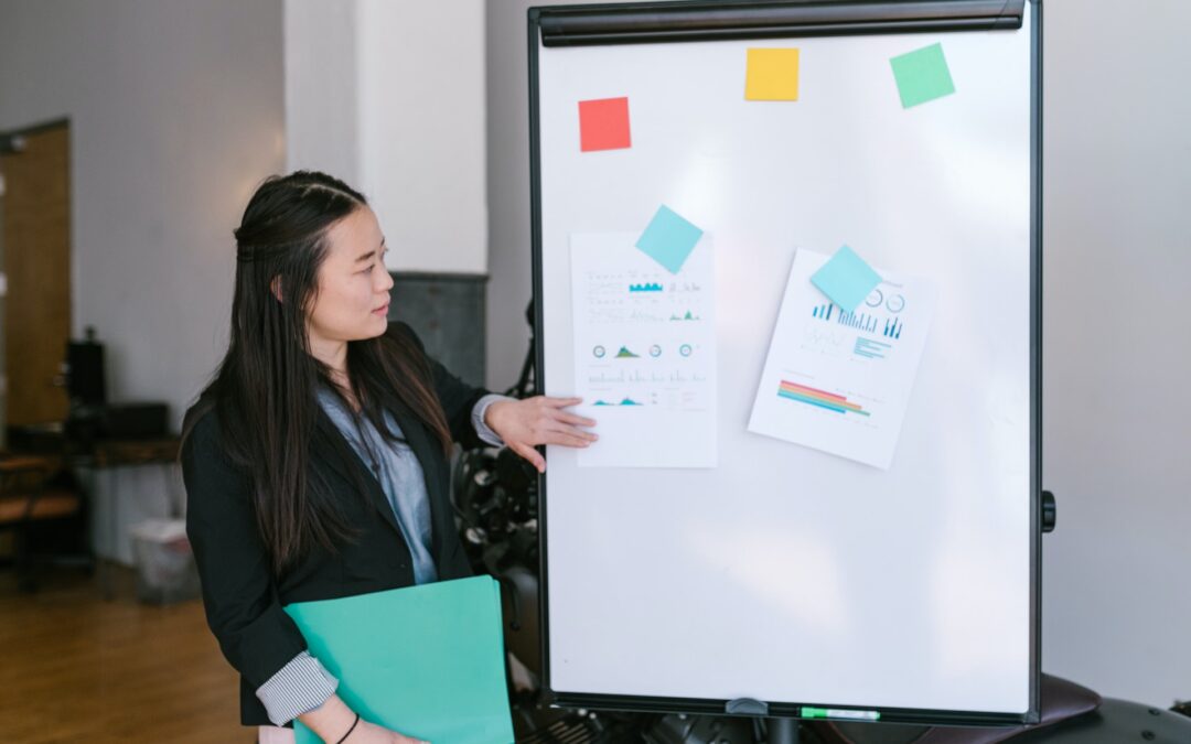 The Benefits of Switching from Traditional to Digital Marketing Tactics ( + How to Make the Switch)